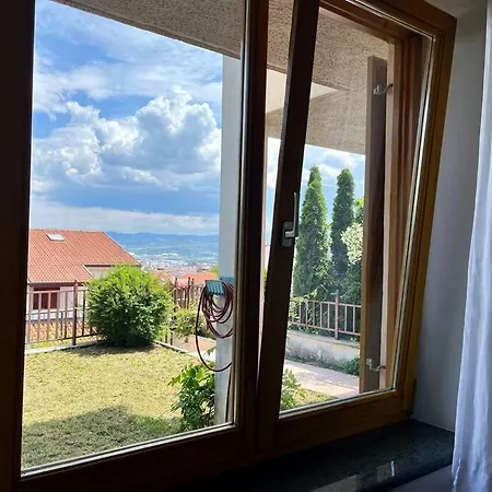 Apartman Cozy Studio With Garden Koper